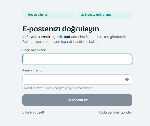 E-posta doğrulama kodu ve şifre ekranı